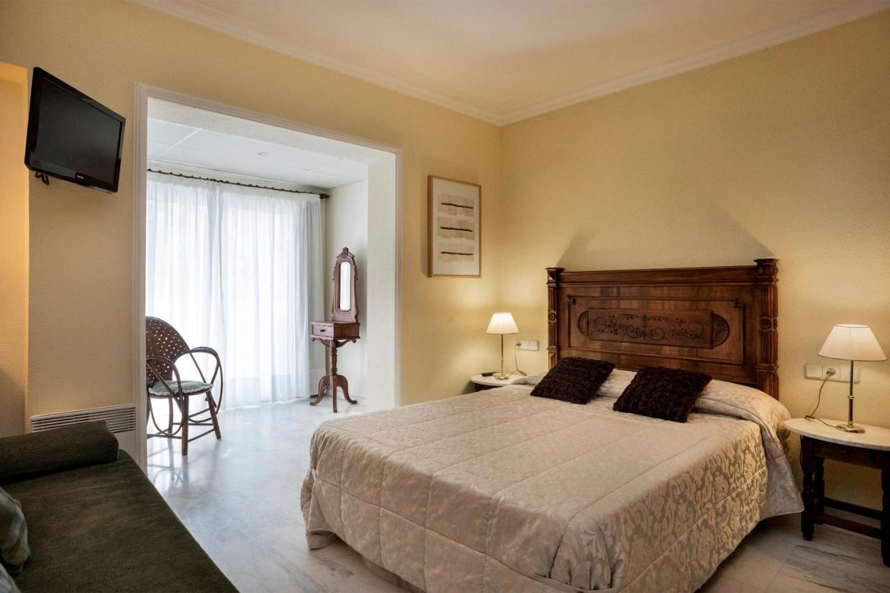 Hotel El Moli Сан-Пера-Пасказо Екстер'єр фото