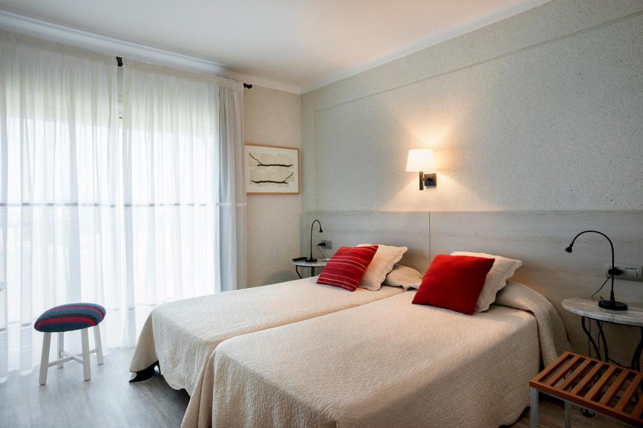 Hotel El Moli Сан-Пера-Пасказо Екстер'єр фото